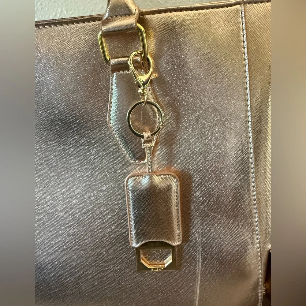 BLUSH Large Rose Gold Insulated Wine Bag - Picture 5 of 13